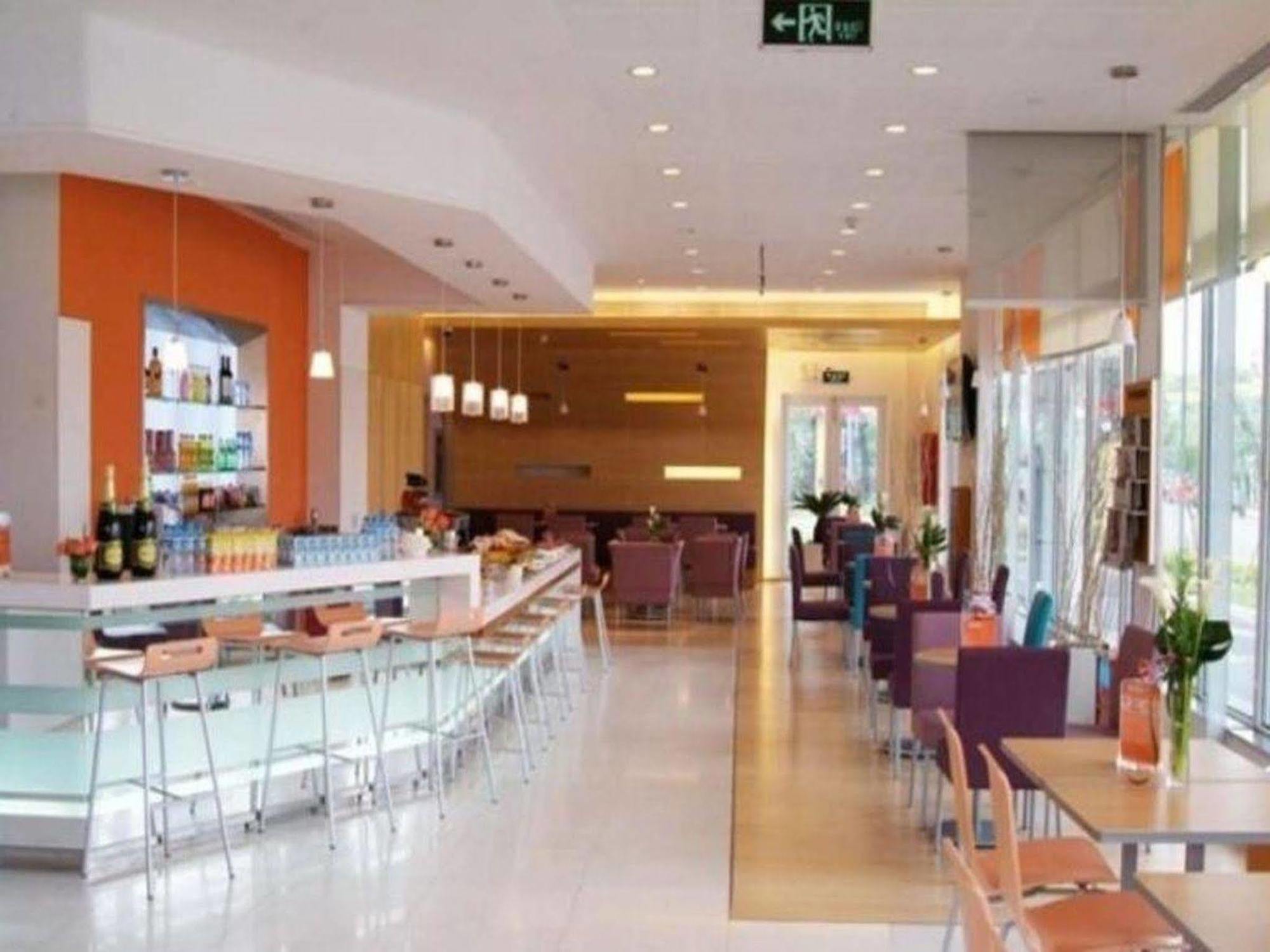 Ibis Suzhou Jinji Lake International Expo Center Hotel Exterior photo